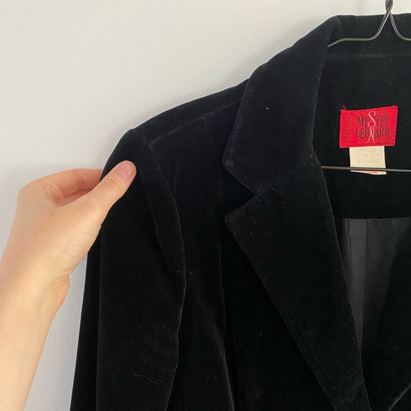 Vintage 60s/70s Black Velvet Cotton Blazer - Made in Canada - Picture 3 of 6